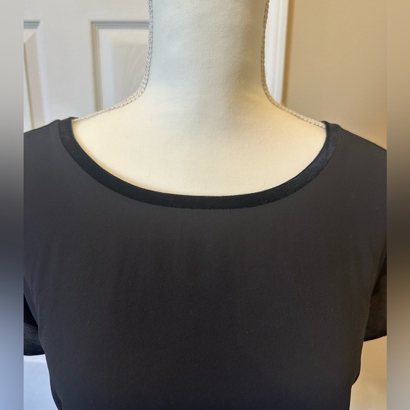 LOFT Women’s Black Short Sleeve Velvet Tie Back Blouse Top Size XS - Picture 5 of 6